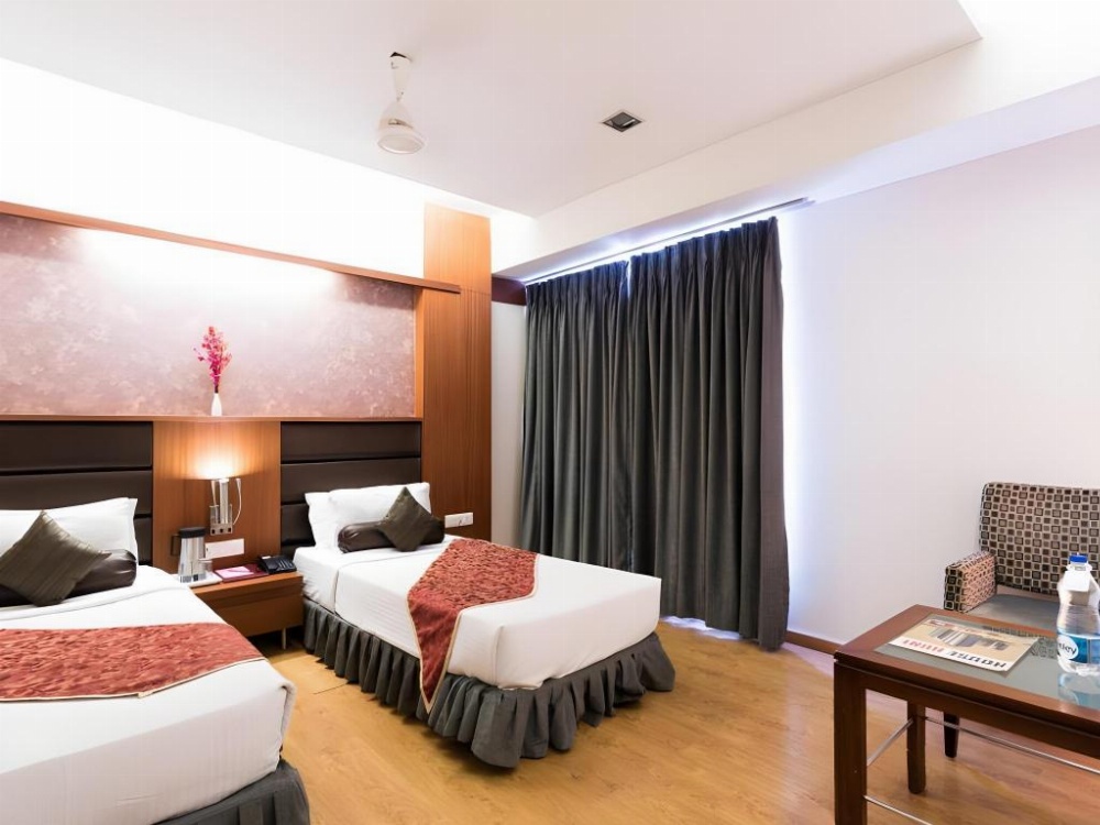 Room image 4