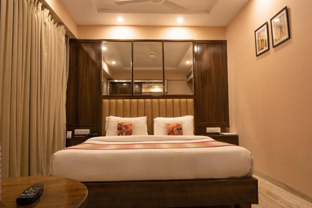 Room image 2
