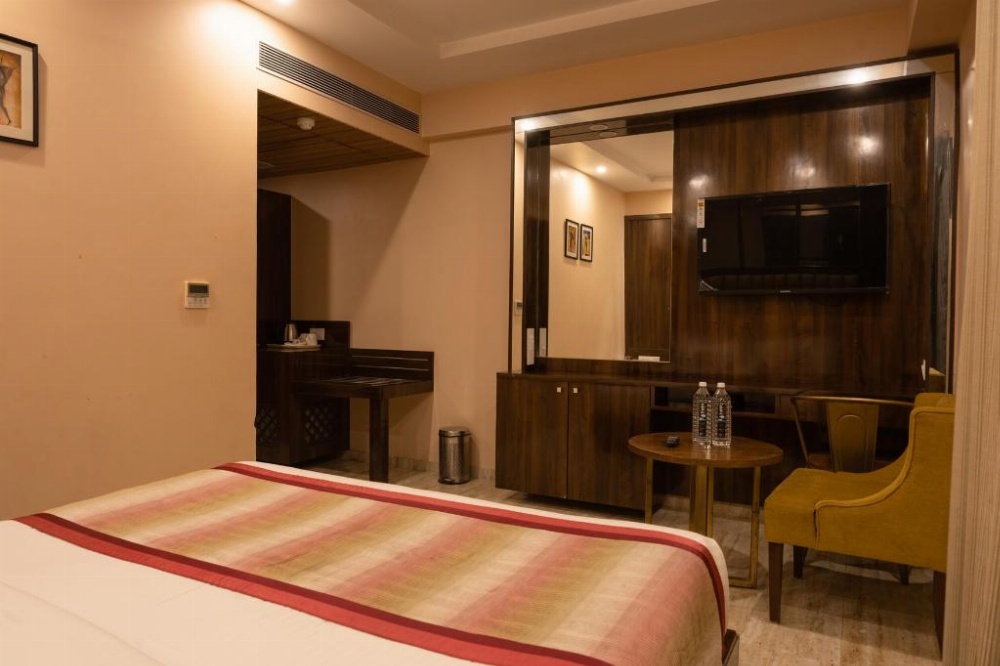 Room image 5